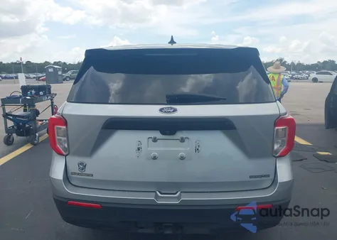 2021 Ford Police Interceptor z USA, uszkodzony, nr VIN 1FM5K8AB1MGA46914